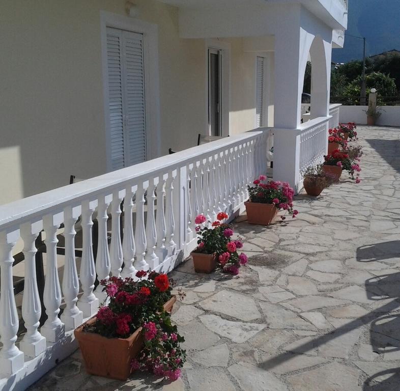 Zantegarden Apartments Alykanas  Zimmer foto